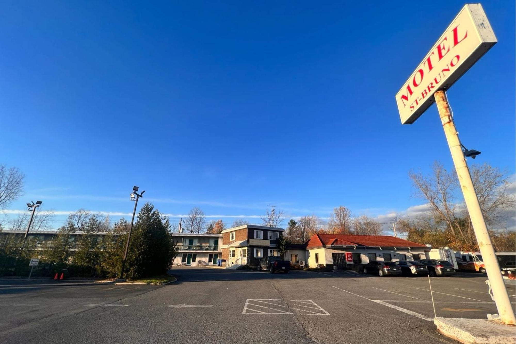 Motel Saint Bruno Екстер'єр фото